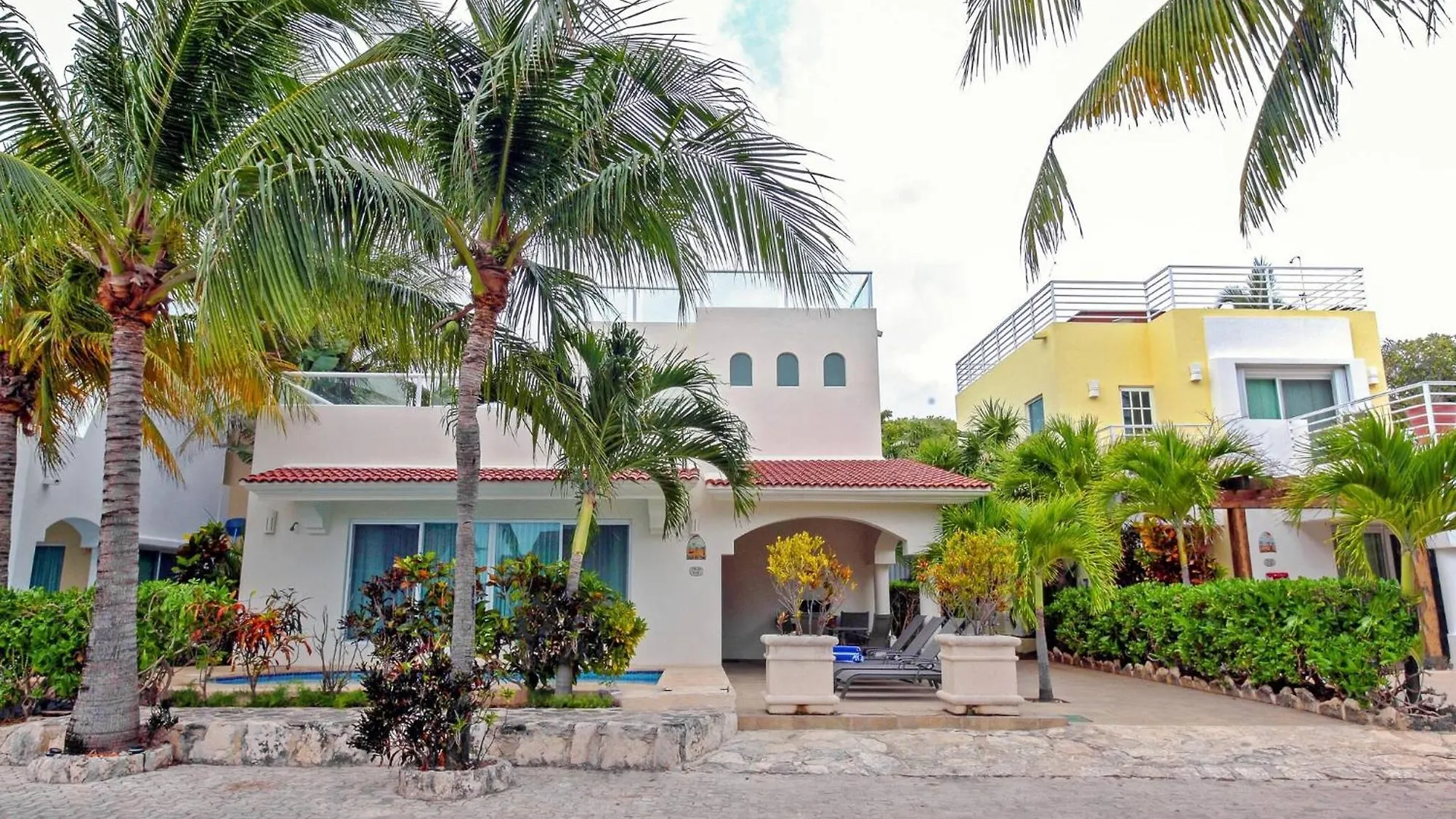 Villa With 4 Bedrooms A Few Steps From The Beach - Playacar - Vista Del Mar プレヤデルカーメン